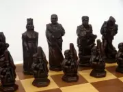 Berkeley Christopher Columbus Chess Set by (cream and brown)
