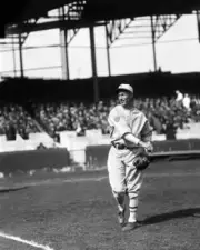 Sam Rice of the Washington Senators throwing a ball in 1927 Baseball Old Photo