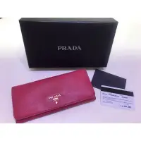 在飛比找蝦皮購物優惠-PRADA 桃紅色長夾 二手 正品