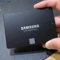 在飛比找蝦皮購物優惠-Samsung V-NAND SSD 860 EVO 4TB