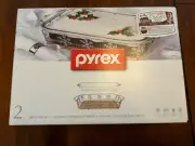 NEW Limited Pyrex Snowflake Serveware 2 pc Set Christmas Baking 13" x 9"