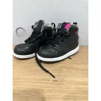 在飛比找蝦皮購物優惠-近全新nike寶寶毛毛靴 12cm