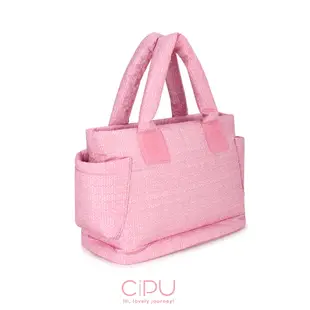 CiPU喜舖 Airy側背包(ECO淡雪粉） 媽媽包/側背包/大容量/大容量多隔層/輕量包/母嬰媽咪包/通勤包/旅行包