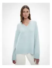 [Witchery] Fluffy V Neck Knit in Glacier