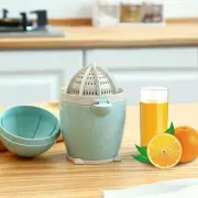 Manual Citrus Juicer Reamer Strainer Container Handheld,Portable w/Lemon Sprayer