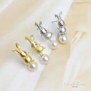 【大東山樑御珊瑚】天然珍珠俏皮兔耳針式耳環(銀色/金色)