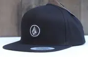 New Volcom Surf Crew QTR Patch Stone Black Mens Sport Snapback Hat RHTVLC-22