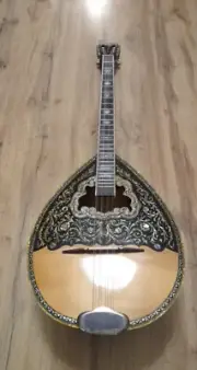 Greek Bouzouki - HARDCASE & PICKUP INCLUDED PROFESSIONAL 80s & 300 Backing Track