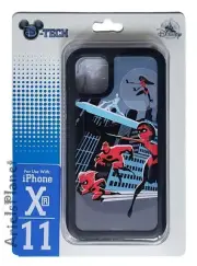 2023 DISNEY PARKS The Incredibles Team Family iPHONE XR / iPhone 11 Cover