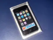 Apple iPod touch 3rd Generation Black (32 GB) BRAND NEW FACTORY SEALED RARE