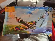 Starfix 1:48 WWII Messerschmitt BF 109G And Spitfire MK IX 1967