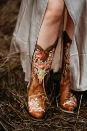Corral Ladies Tan Deer Skull Overlay & Floral Embroidery Boots A3620