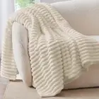Fleece Throw Blanket for Couch, 300GSM Soft & Warm Fluffy Twin Blanket, Decorati