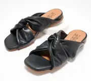 Miz Mooz Paparazzi Leather Knotted Slide Black 40/M New