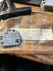 Stihl 009, 010AV, 011 AV, AV, AVT, 012, Oil Pump Cover 1120-647-1200 Nos Oem