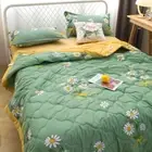 Soft Comfortable Summer Quilt 150x200CM Double Bed Quilt Thin Wadding Blanket