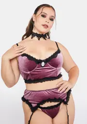 [Widow] Plus Kiss Morphine Eyes Velvet Garter Set
