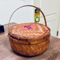 在飛比找蝦皮購物優惠-中式編織竹籃 有蓋手提竹籃 糖果盤 竹編手提籃