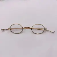 在飛比找Yahoo!奇摩拍賣優惠-西洋K金老眼鏡 收藏古董金絲老花鏡 18世紀 鏡片尺寸36*