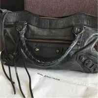 在飛比找蝦皮購物優惠-Balenciaga 巴黎世家 手提包 First系列 me