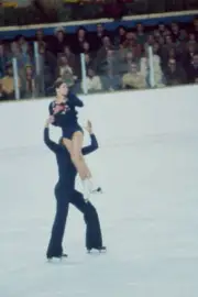 Marina Leonidova Vladimir Bogolyubov Pairs ice skating event - 1976 Old Photo 3