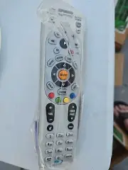 Direct TV RC65R Universal IR HD DVR Remote Control Tested / Working White