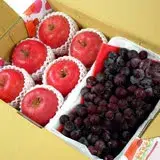 在飛比找遠傳friDay購物優惠-鮮果日誌 富貴健康禮盒 富士蘋果6入+巨峰葡萄2.5台斤