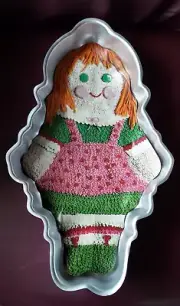WILTON'S VINTAGE 1971 STORY BOOK DOLL CAKE PAN #502-968