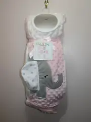 PATCH & PLAY GIRLS ACTIVITY BLANKET TEXTURED BEAR & ELEPHANT PINK GRAY WHITE