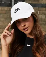 [Nike] Nike Women's Club Cap in White/Black Size Medium/Large M/L White/Black
