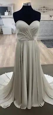 Madi Lane Size 12 Dante Oyster