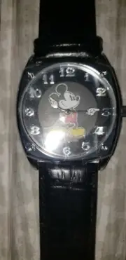 Disney Parks Mickey Mouse Men's Watch New