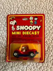 New Snoopy Mini Diecast Handfuls Aviva Peanuts Car Vehicle Snoopy In Dune Buggy