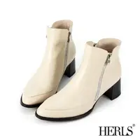 在飛比找momo購物網優惠-【HERLS】短靴-牛皮拼接造型雙拉鍊尖頭粗跟短靴(米白色)
