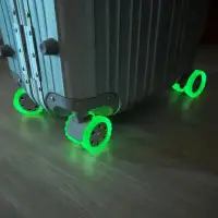 在飛比找momo購物網優惠-【Jo Go Wu】新款版-行李箱滾輪套8入組(夜光款/矽膠
