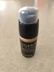 Guerlain Lingerie De Peau Invisible Skin-Fusion Foundation In#24 Dote Moyen