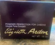 ELIZABETH ARDEN FAWLESS FINISH DUAL PERFECTION fantasy blush highlighter