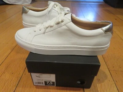 NEW BANANA REPUBLIC -WHITE WITH LIGHT GOLD - LACE-UP SNEAKER WOMENS SIZE 7.5