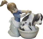 [LLADRÓ] Bashful Bather Dog Figurine. Porcelain Girl Figure.