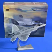 在飛比找蝦皮購物優惠-「車苑模型」1:72 F22猛禽戰鬥機 飛機模型 軍事模型