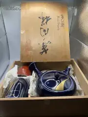 Fukagawa Seiji Teapot Tea Cup Set in Original Wooden Box, Crane Decor