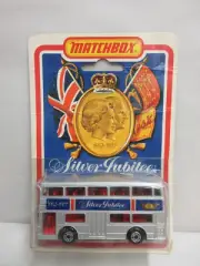 Matchbox Superfast #17 Londoner Silver Jubilee Souvenir Bus 1952-1977 Toy Car