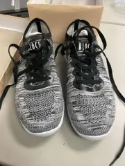 Bloch Women's Omnia Shoe - Black/white Size 10