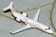 GeminiJets air for Wisconsin CRJ-200LR N471ZW 1/400 Aircraft Pre-built Model