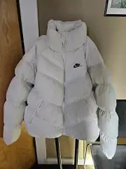 Nike Womens Small Sportswear Therma-Fit Windpuffer Jacket White NEW WITH TAGS