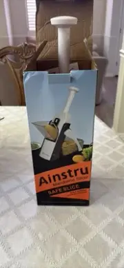 New In Box Mandolin Slicer. 5 in 1.