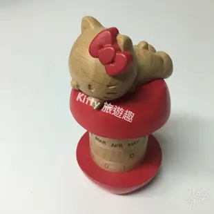 [Kitty 旅遊趣] Hello Kitty 木製萬年曆 凱蒂貓 擺飾 禮物 收藏