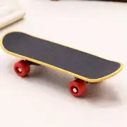 Pet Bird Skateboard Toy Mini Plastic Skateboard Training Sliding Toy for Parrot
