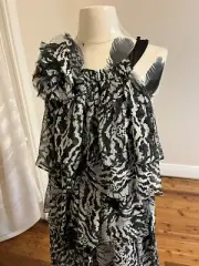 Size 10 sleeveless Cocktail/Party dress - Nicola Finetti Label - Black - BNWT