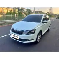 在飛比找蝦皮購物優惠-『小安中古車』2016 SKODA FABIA